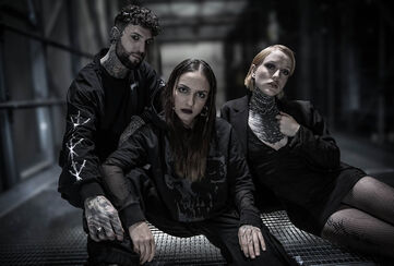 Omfavn dit mørke / Opdag kollektionerne! / OH MY GOTH!