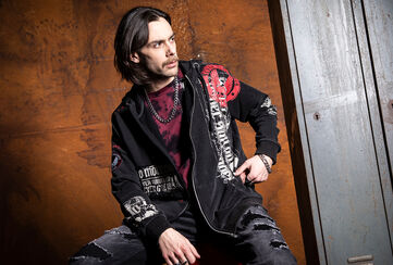Rock Rebel by EMP / Shop løs her!